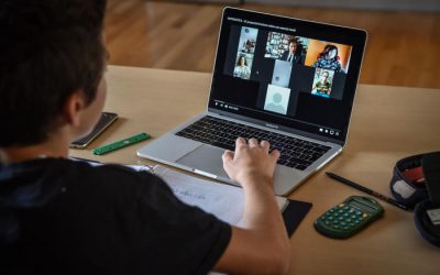 La didattica a distanza è necessaria, ma gli aspetti negativi sono troppi